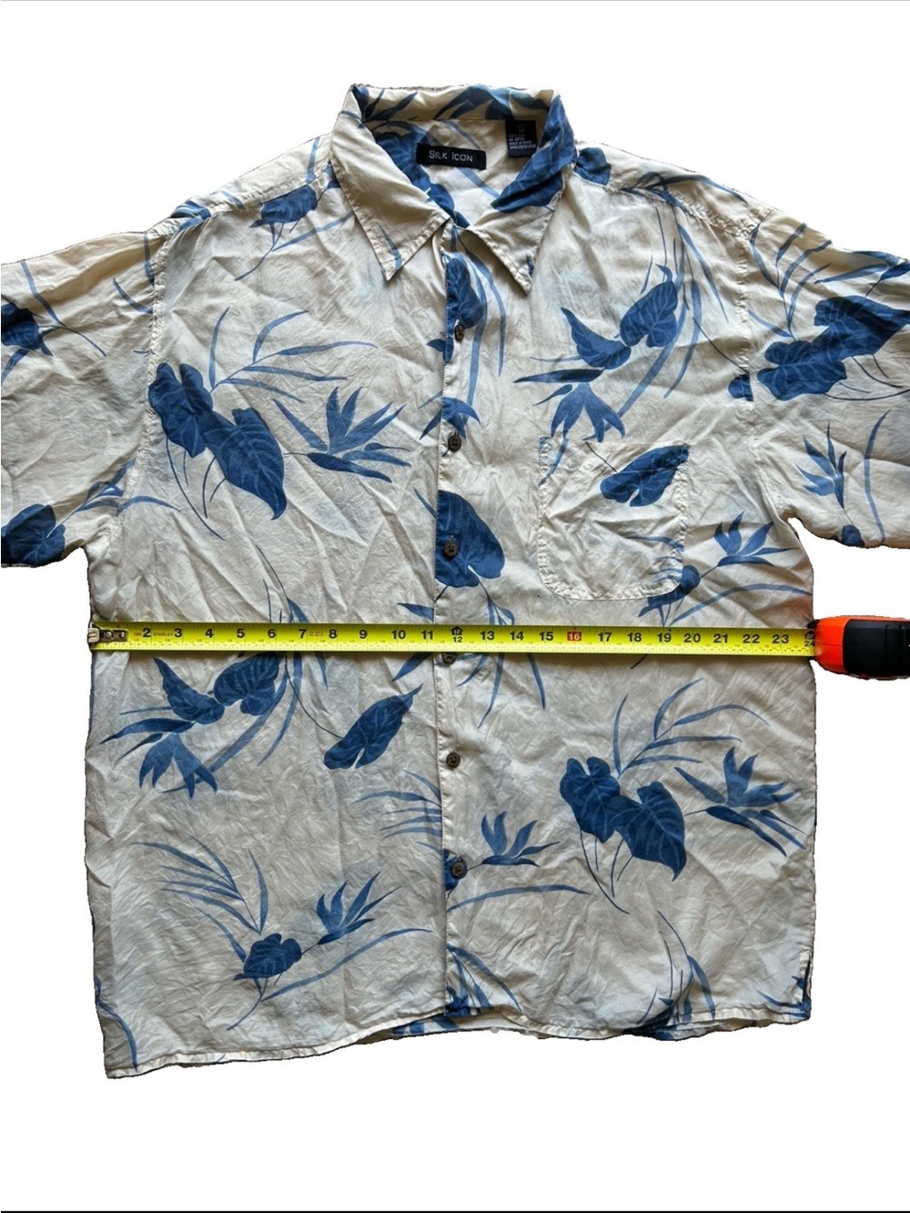 100% Silk Floral Button Up Shirt XL Coastal Resort Vacation Festival Boho Kawaii - Picture 8 of 9